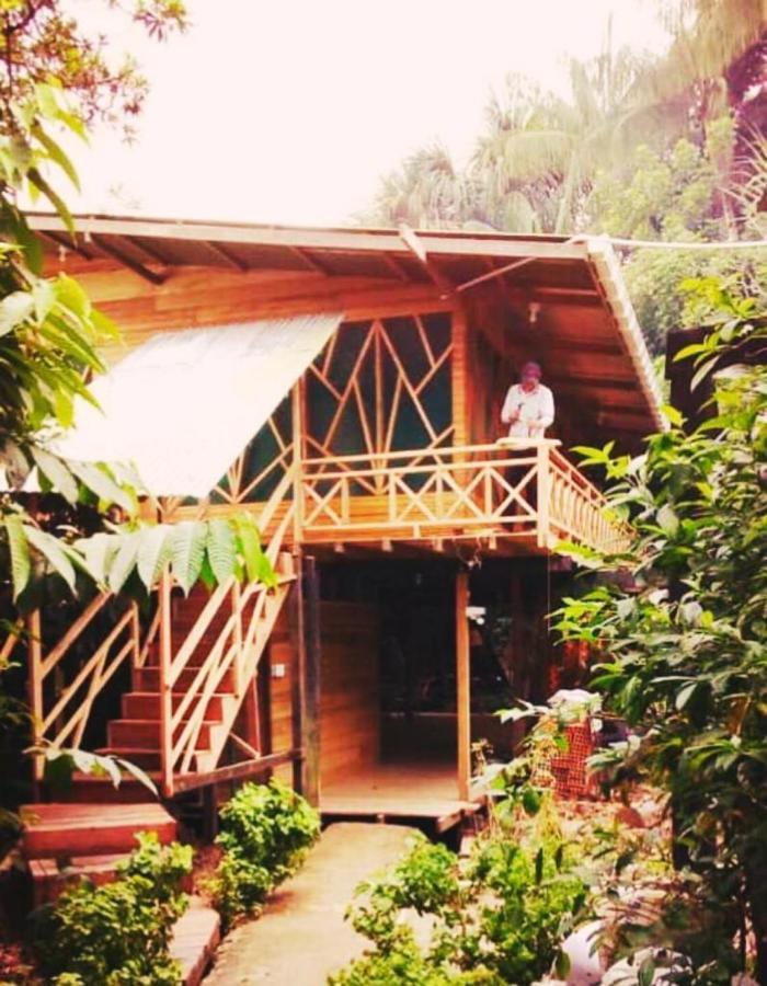 Hotel Lomas Del Paiyue Puerto Nariño Екстериор снимка