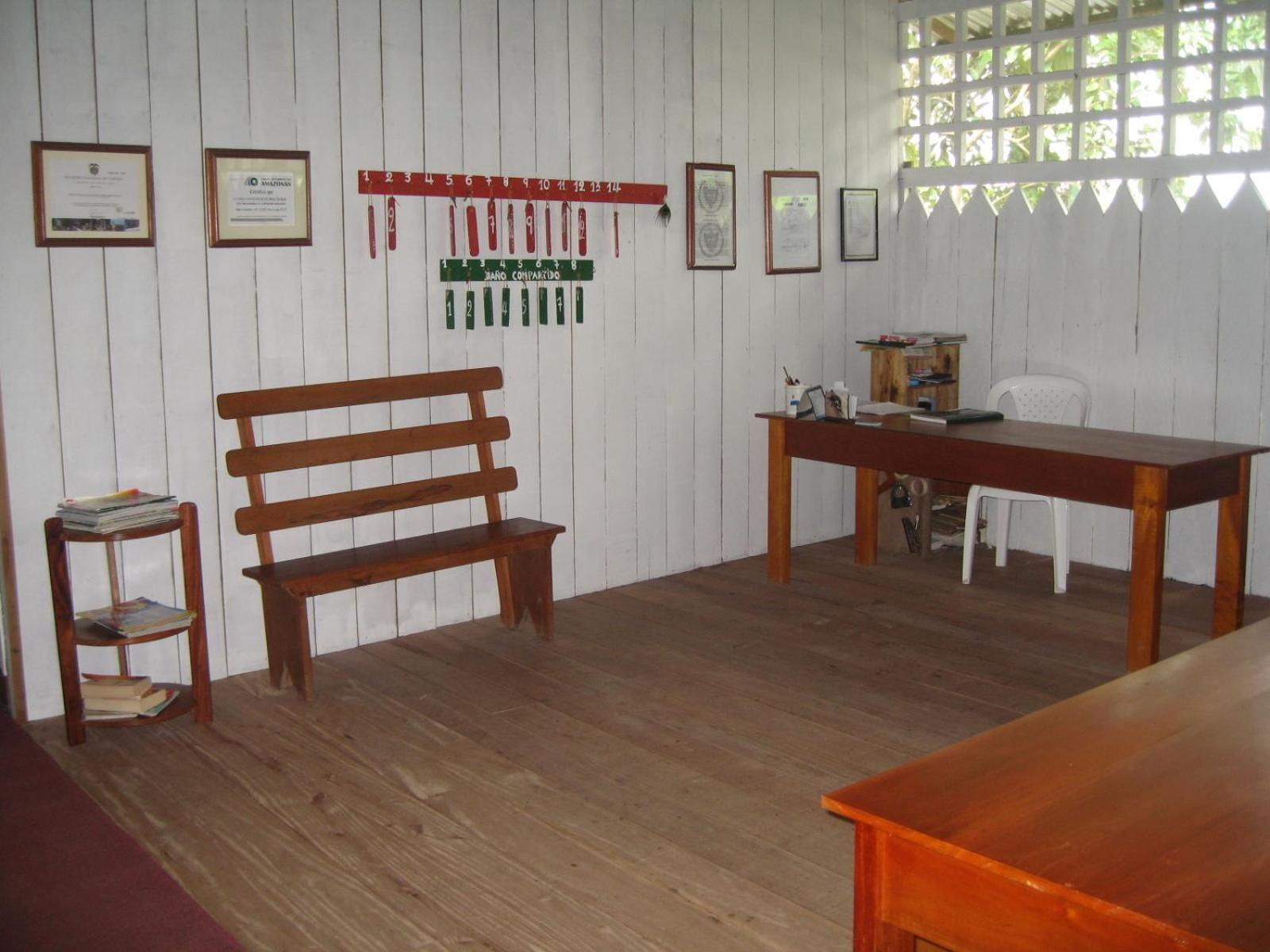 Hotel Lomas Del Paiyue Puerto Nariño Екстериор снимка